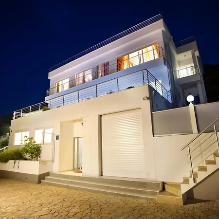 D&D Veyra Suites-3